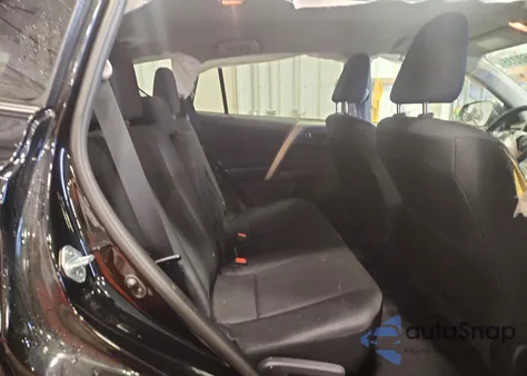 2017 Toyota Rav4 Le z USA, uszkodzony, nr VIN 2T3BFREVXHW616098